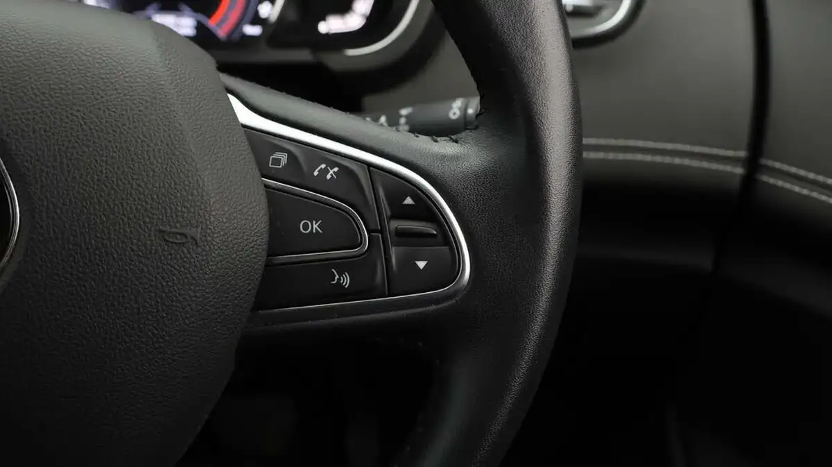 2017-renault-scenic-15dci-dynamique-s-nav-edc-auto-big-21