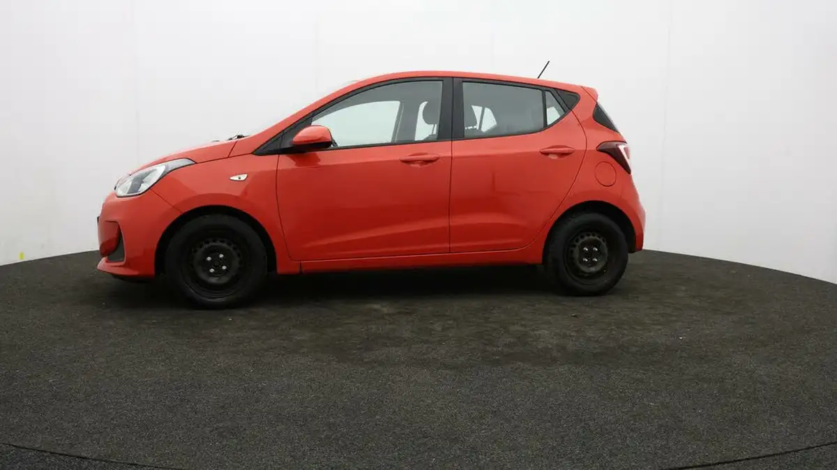 2018-hyundai-i10-10-se-67ps-big-59