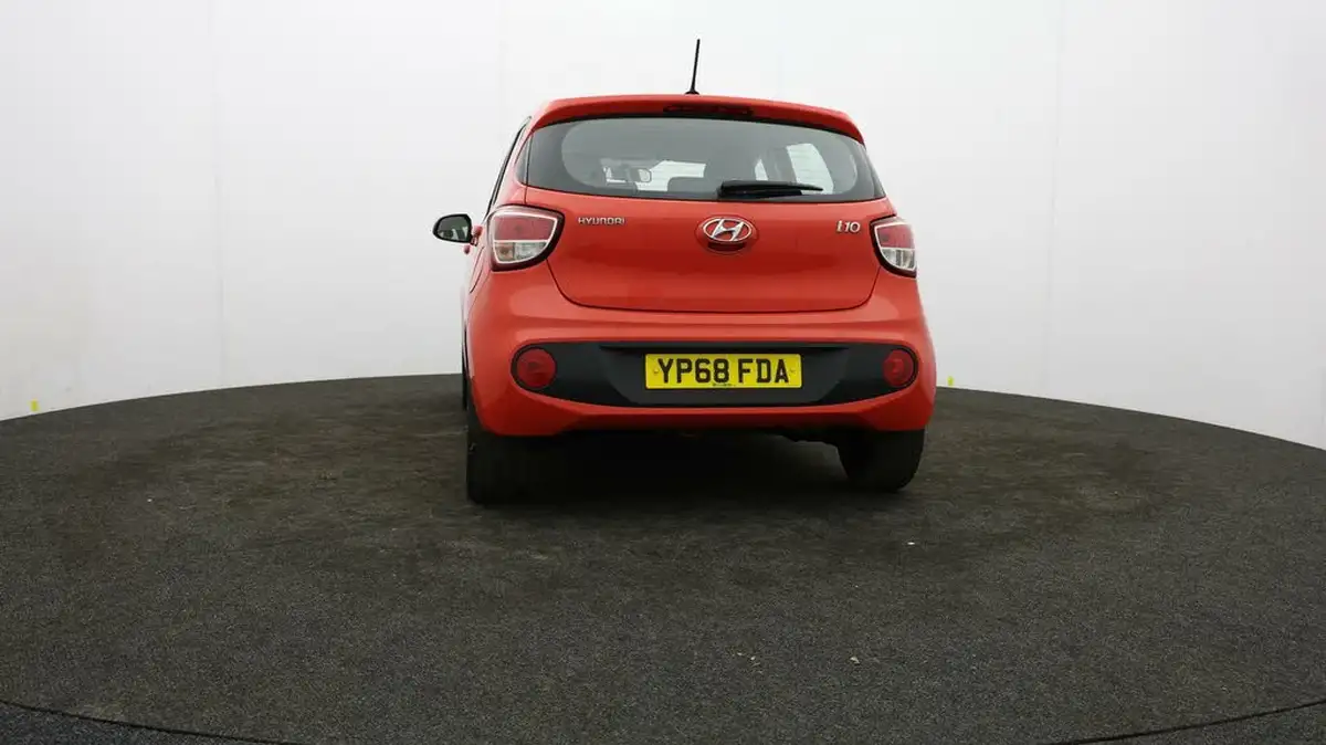 2018-hyundai-i10-10-se-67ps-big-35