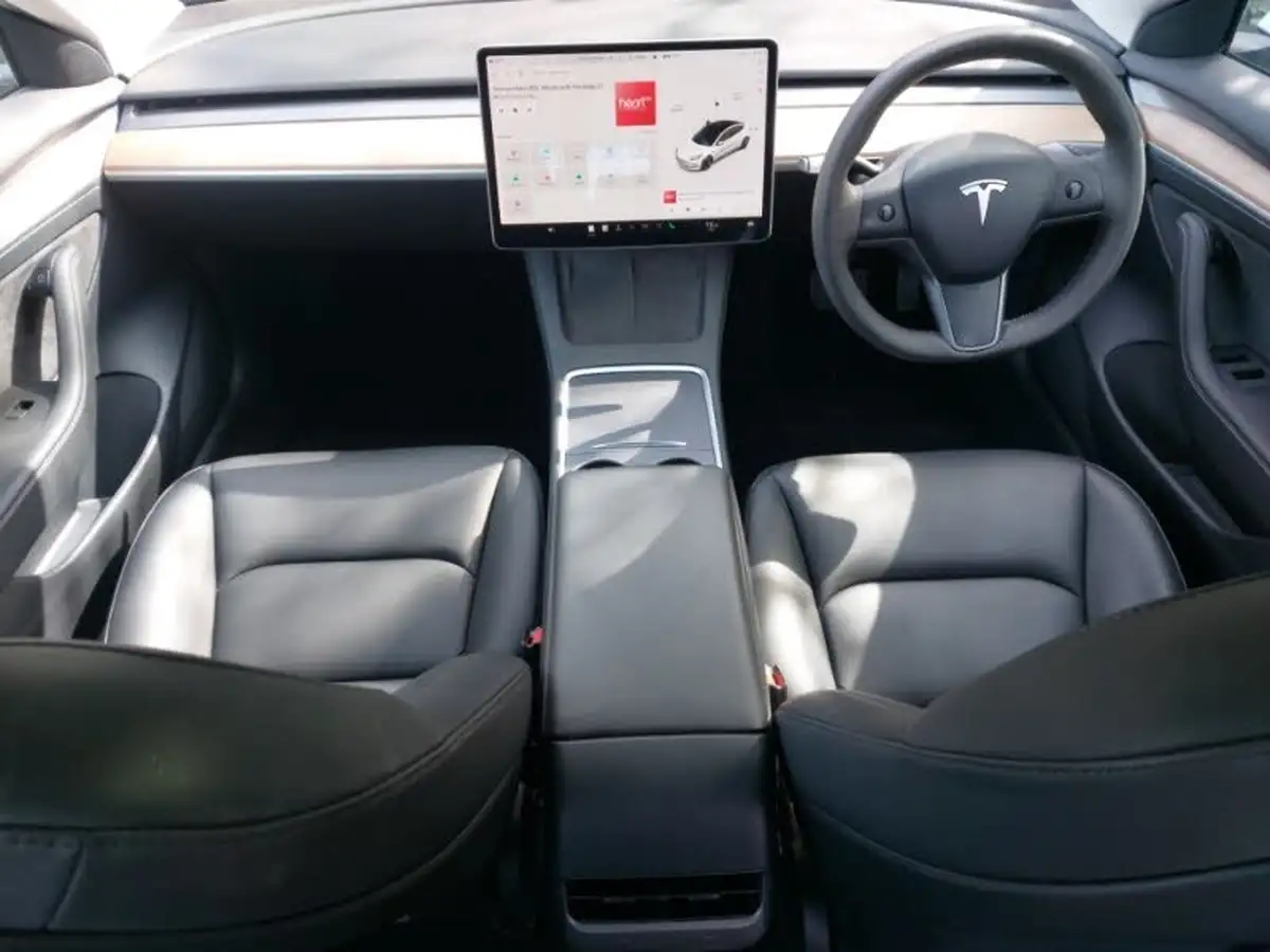 2021-tesla-model-3-e-long-range-awd-big-2