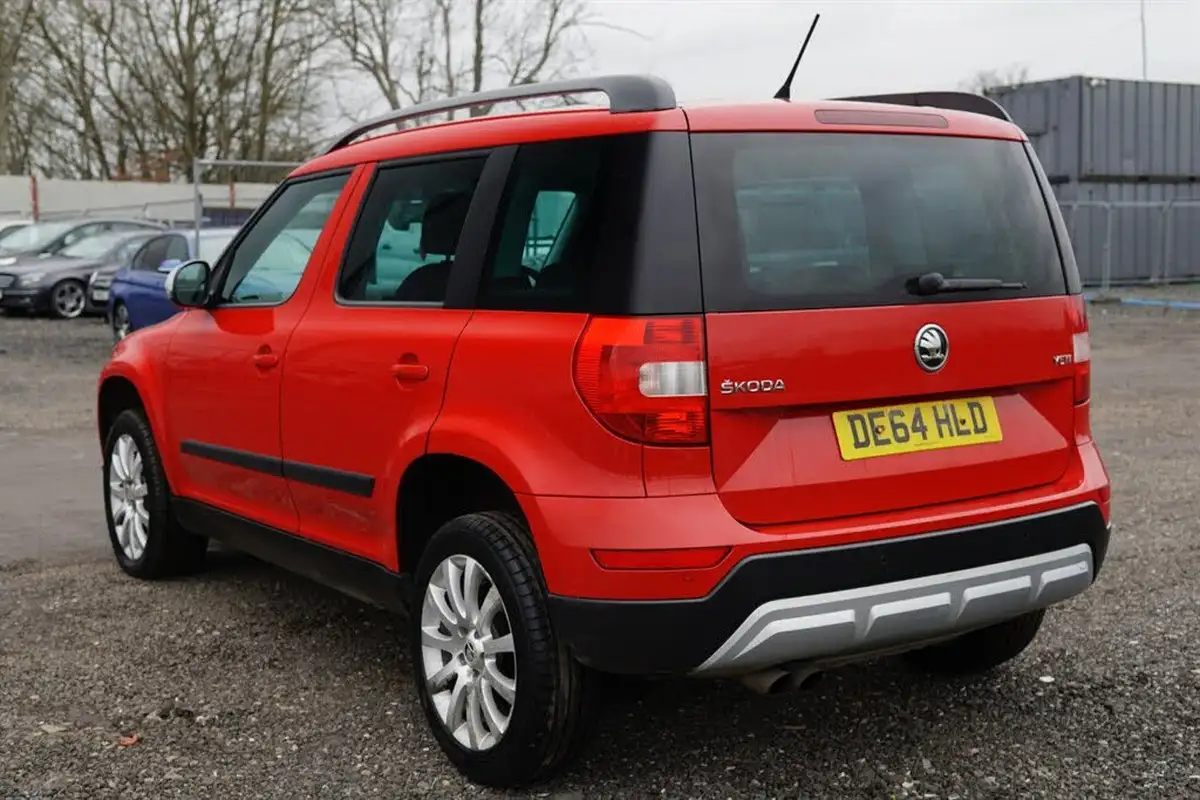2014-skoda-yeti-outdoor-20tdi-se-115ps-big-9