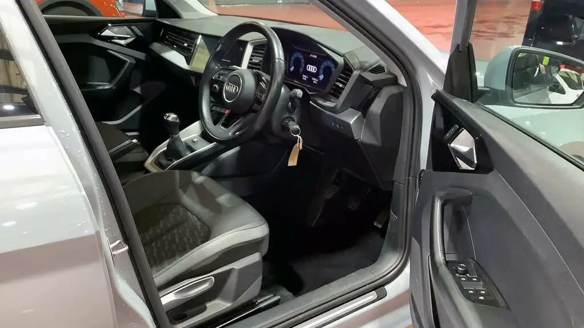 2021-audi-a1-10-30-tfsi-sport-110ps-big-6