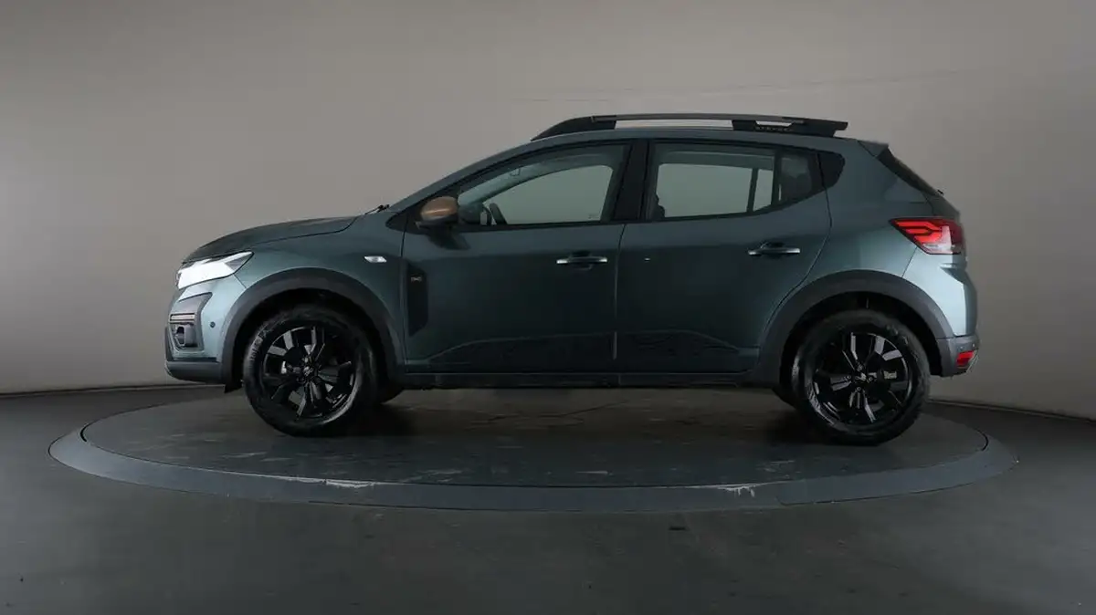 2023-dacia-sandero-stepway-10-tce-extreme-100bhp-bi-fuel-big-30
