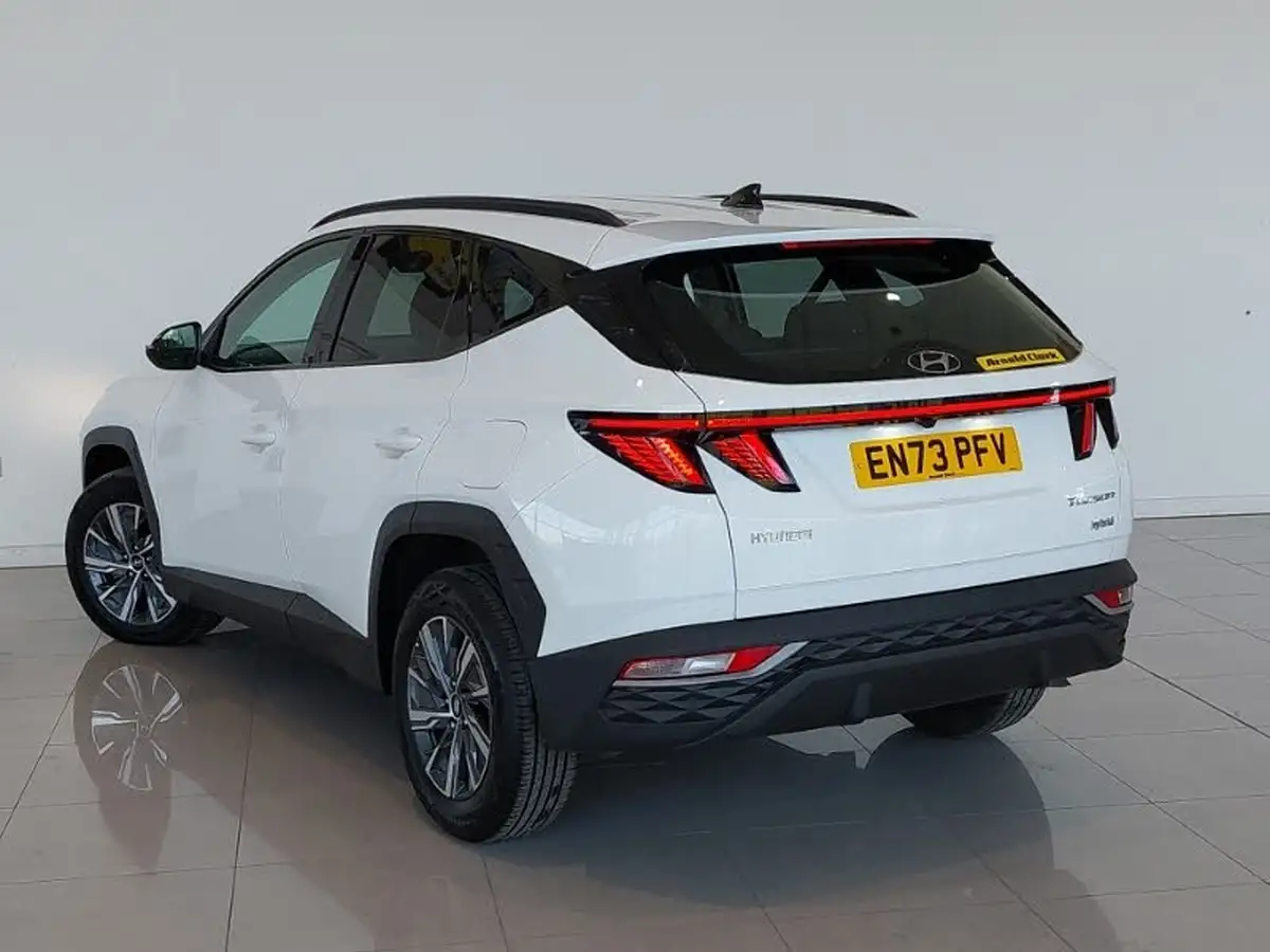2023-hyundai-tucson-16-t-gdi-se-connect-230ps-hybrid-auto-big-1