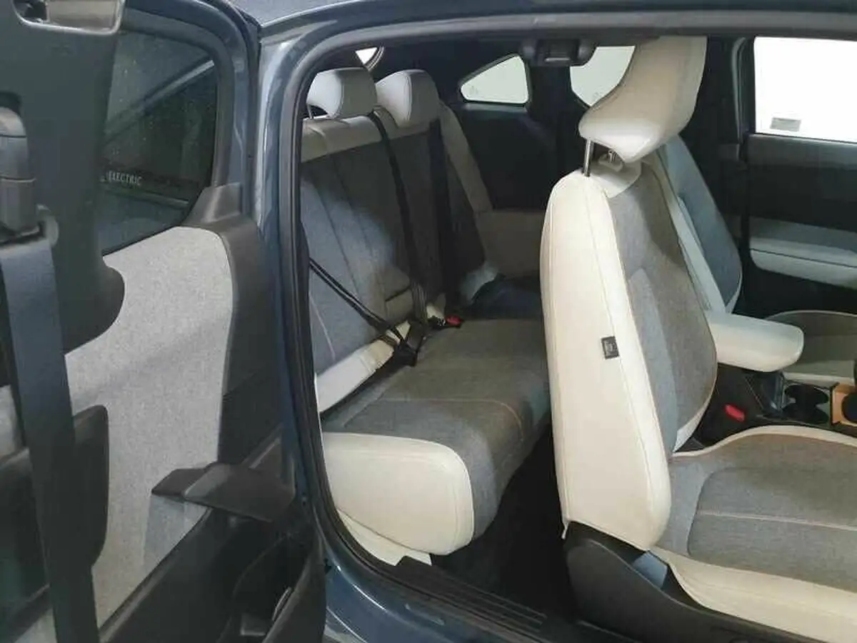 2021-mazda-mx-30-e-first-edition-big-8