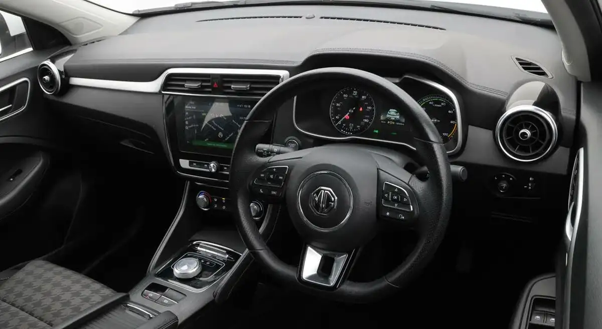 2021-mg-zs-suv-e-excite-ev-big-9