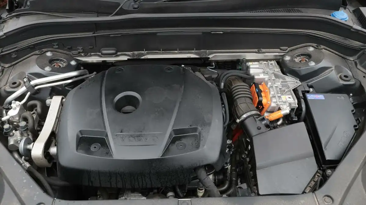 2020-volvo-xc90-20-t8-r-design-plug-in-hybrid-big-19