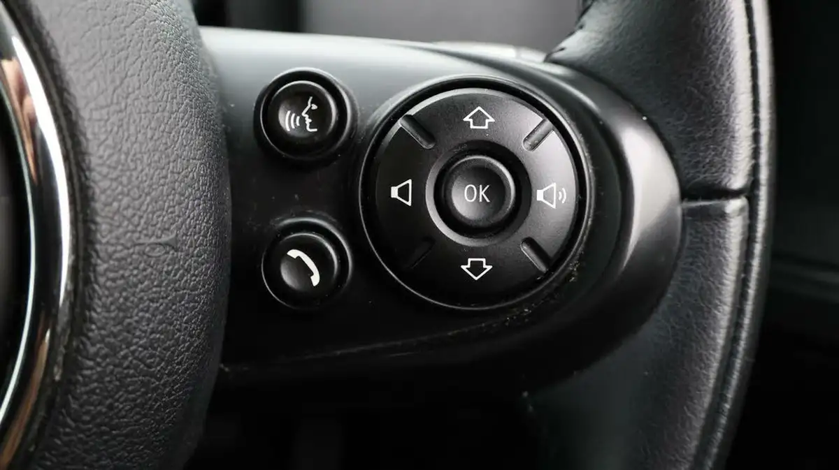 2018-mini-countryman-15-cooper-ss-auto-big-24