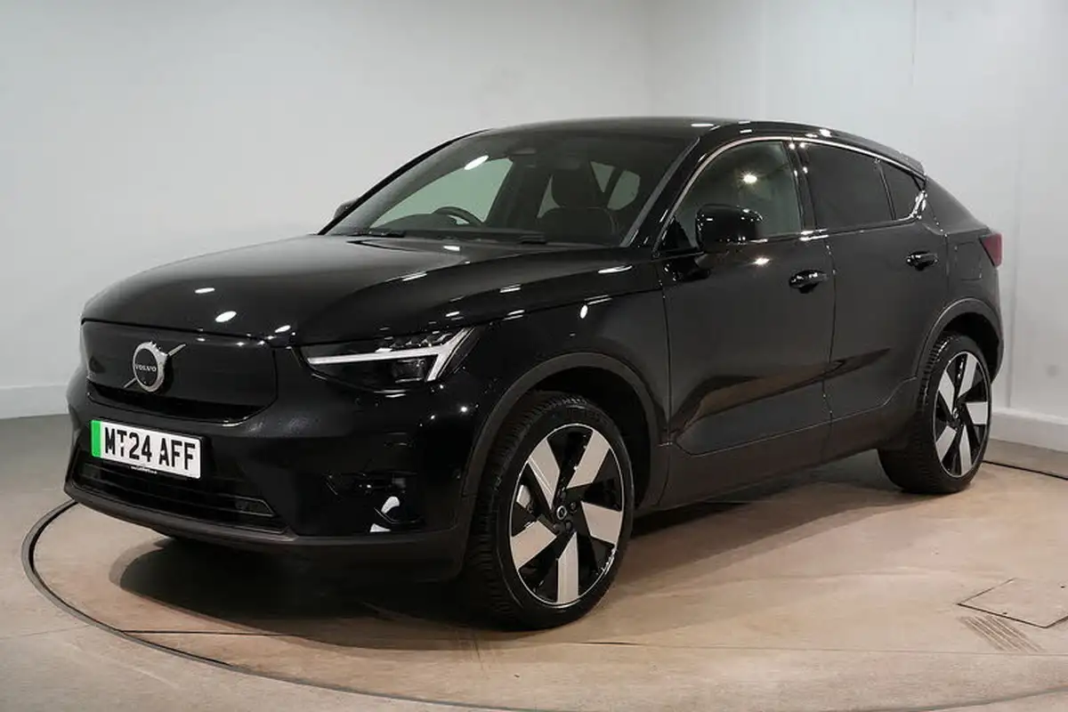 2023-volvo-c40-e-twin-recharge-ultimate-big-5