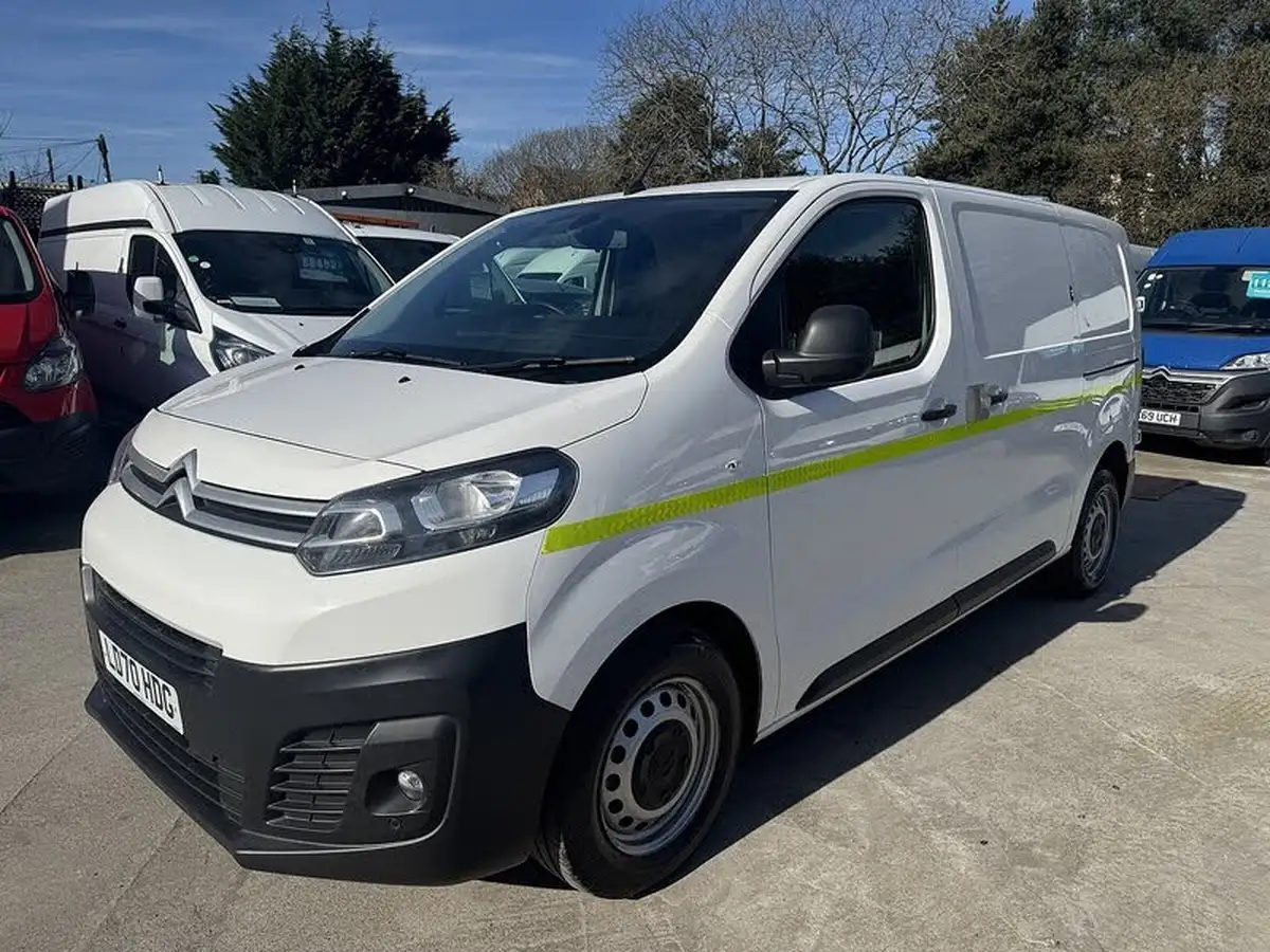 2020-citroen-dispatch-20bluehdi-enterprise-m-1400-120pseu6d-ss-crew-big-3