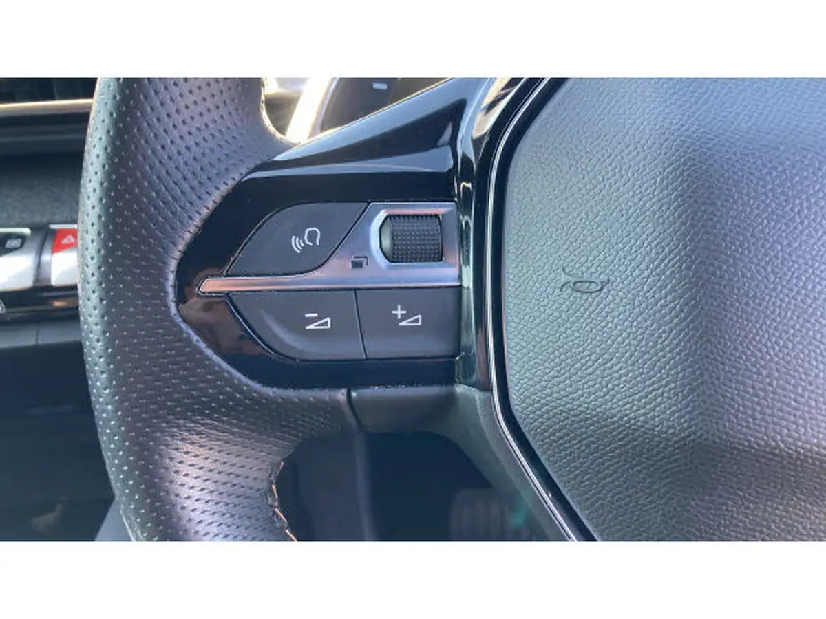 2020-peugeot-3008-suv-16-puretech-gt-line-180bhp-ss-eat8-big-22