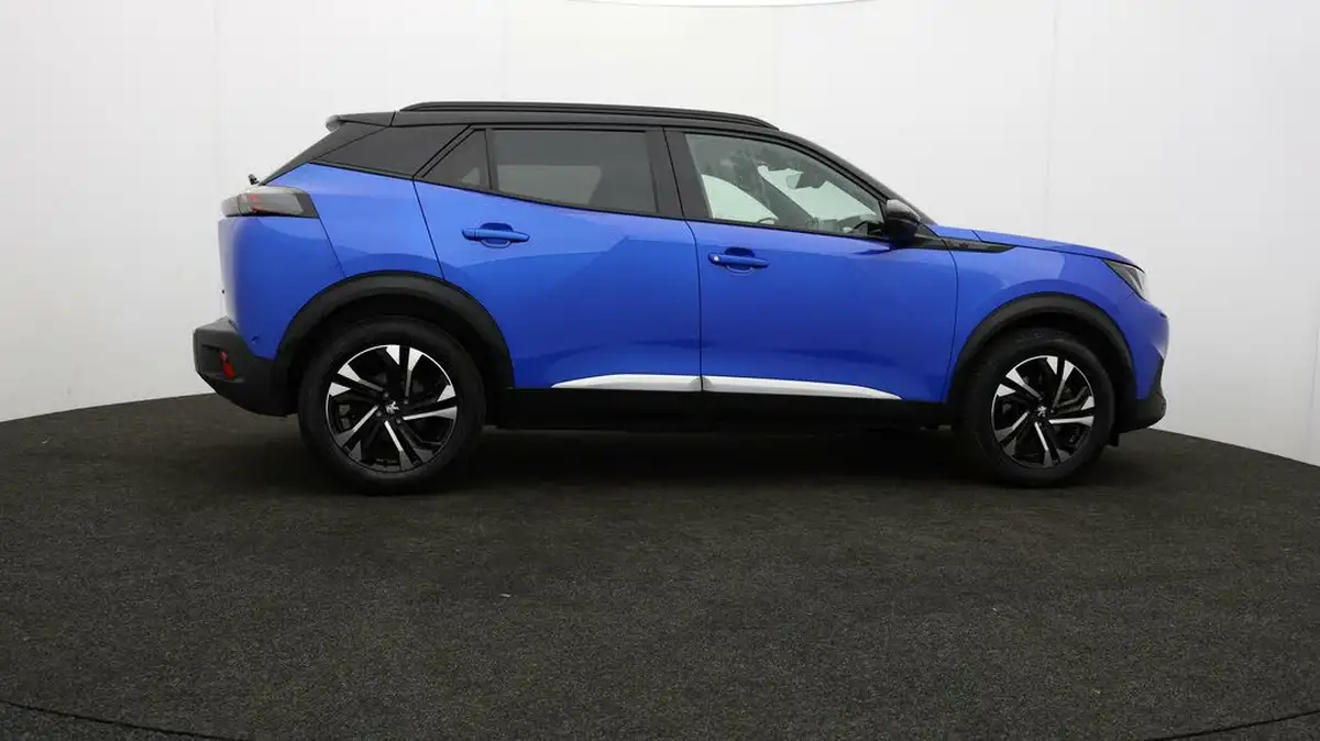 2021-peugeot-2008-suv-e-gt-big-29
