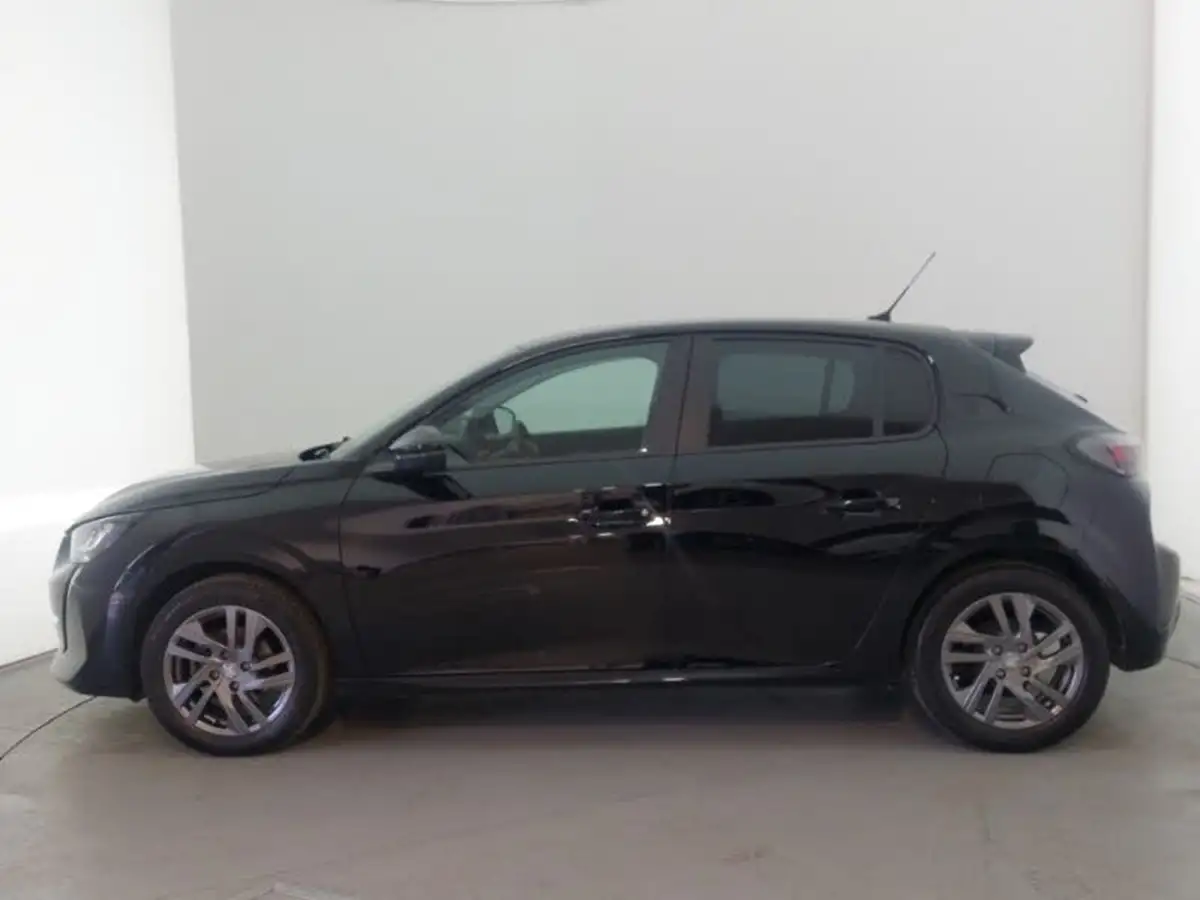 2022-peugeot-208-12-puretech-active-premium-75ps-big-3