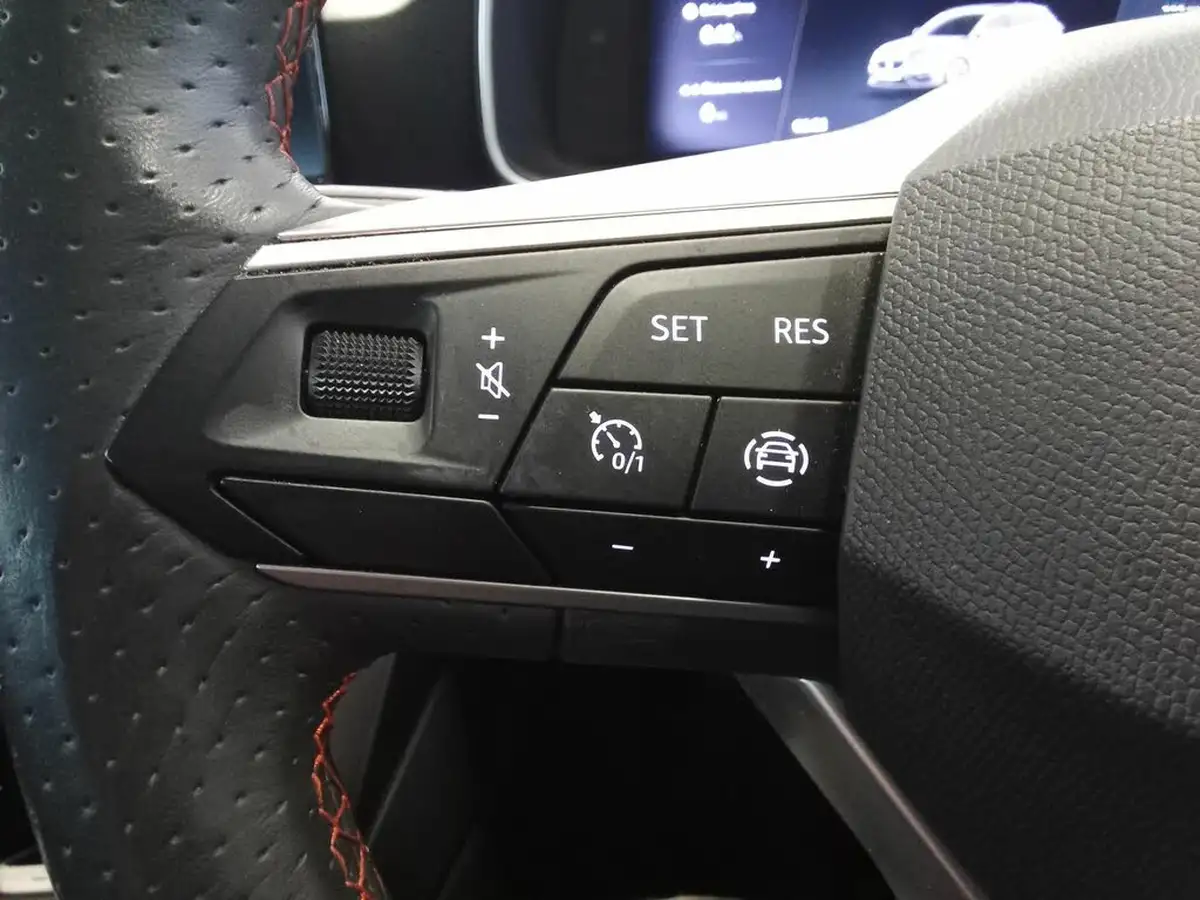 2021-seat-leon-15-tsi-evo-fr-130ps-estate-big-22