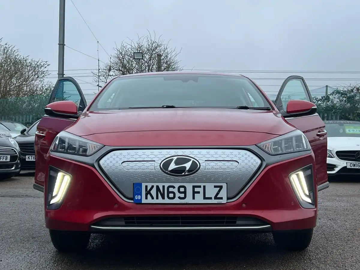 2019-hyundai-ioniq-e-premium-se-electric-100kw-big-59
