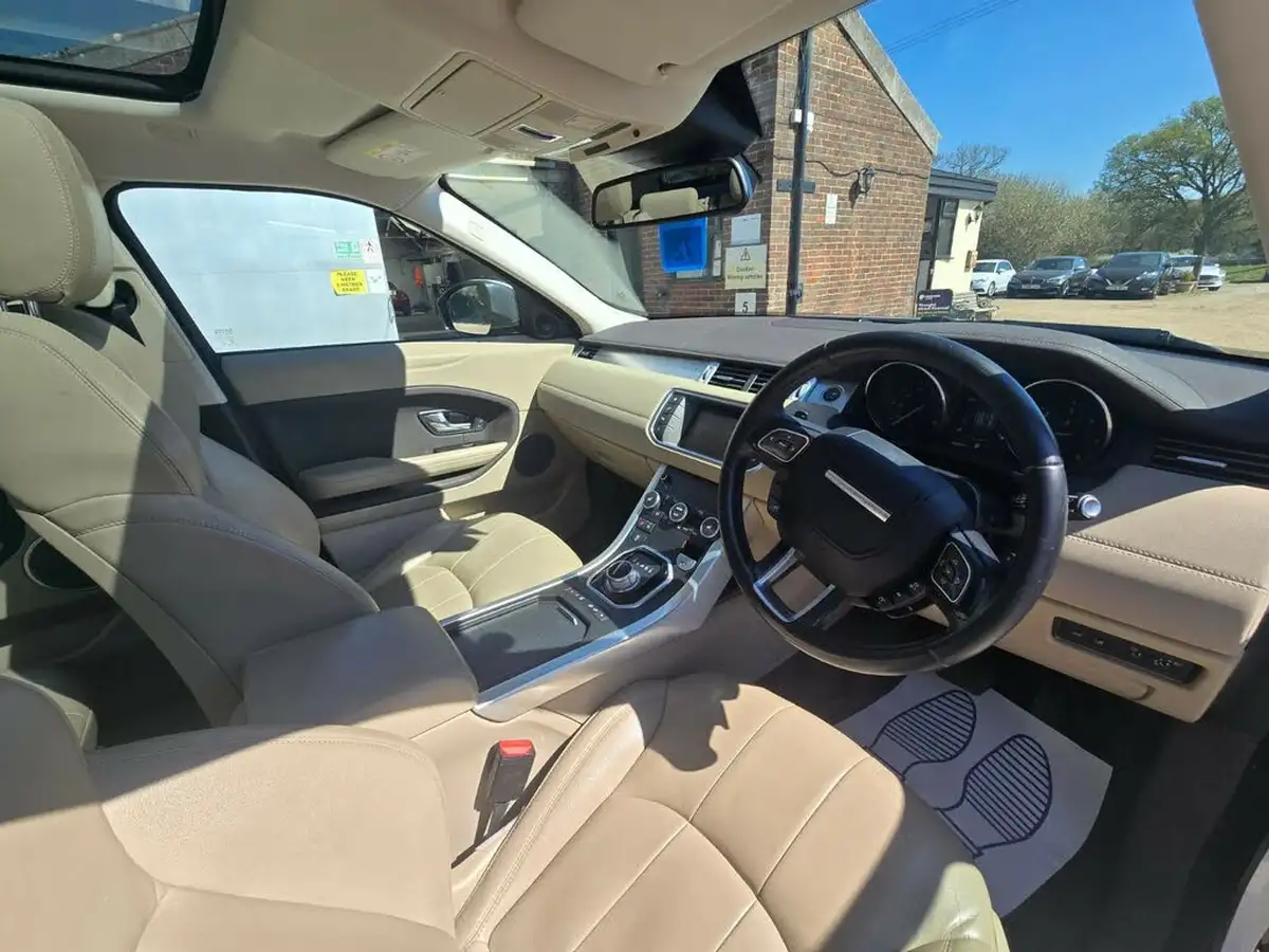 2016-land-rover-range-rover-evoque-20td4-se-ss-auto-big-8