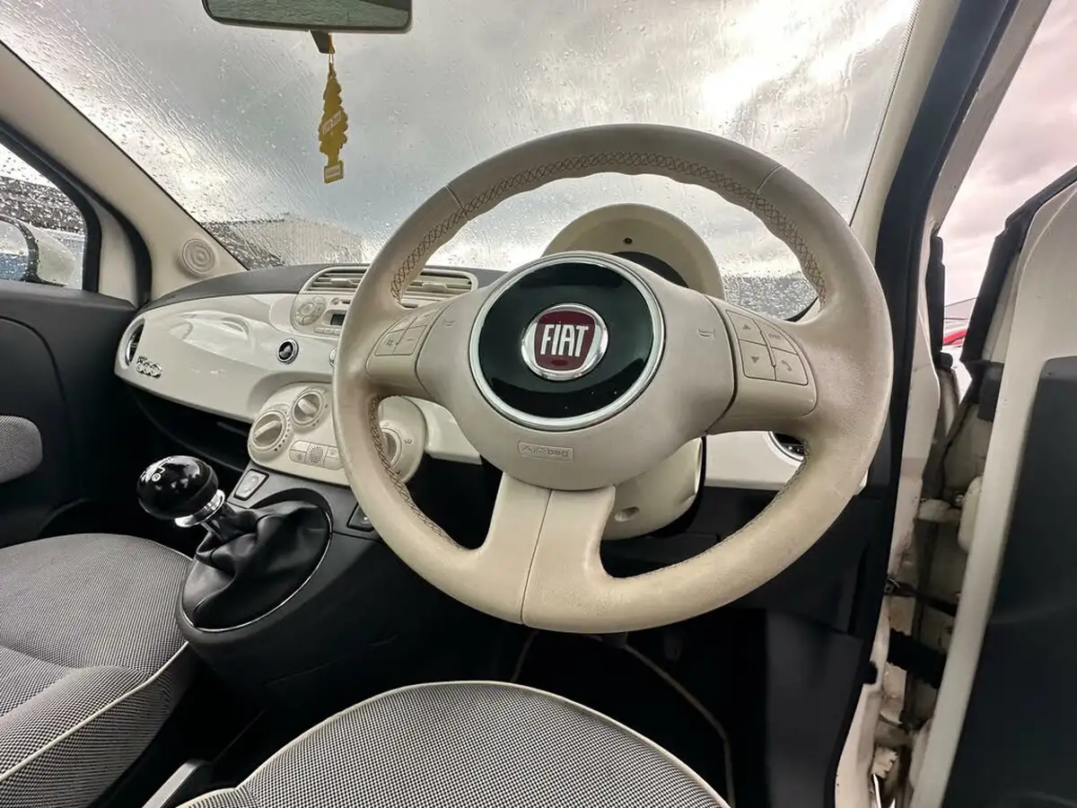 2012-fiat-500-12-lounge-ss-big-12