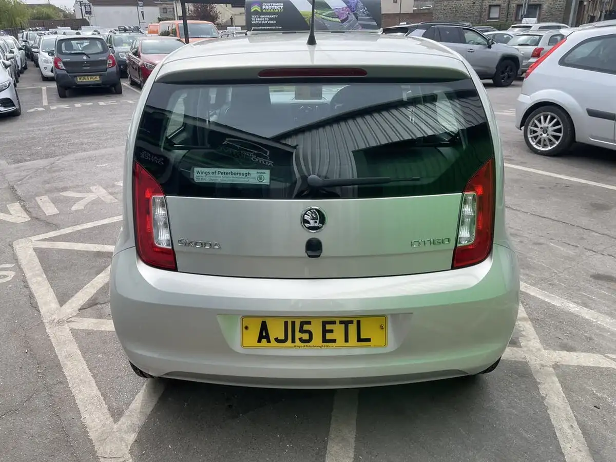 2015-skoda-citigo-10-elegance-60ps-greentech-5d-big-5