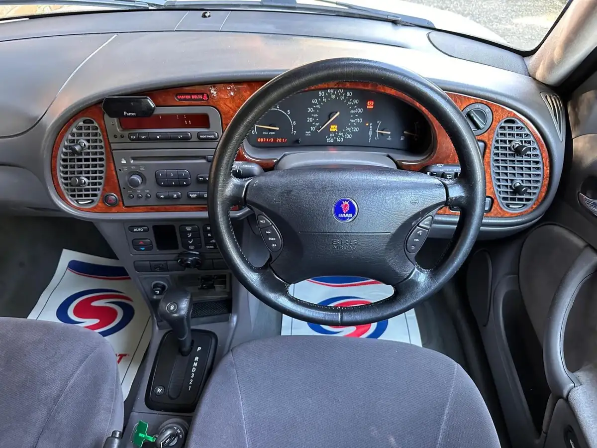 2001-saab-9-3-20-se-hatchback-5d-auto-big-19