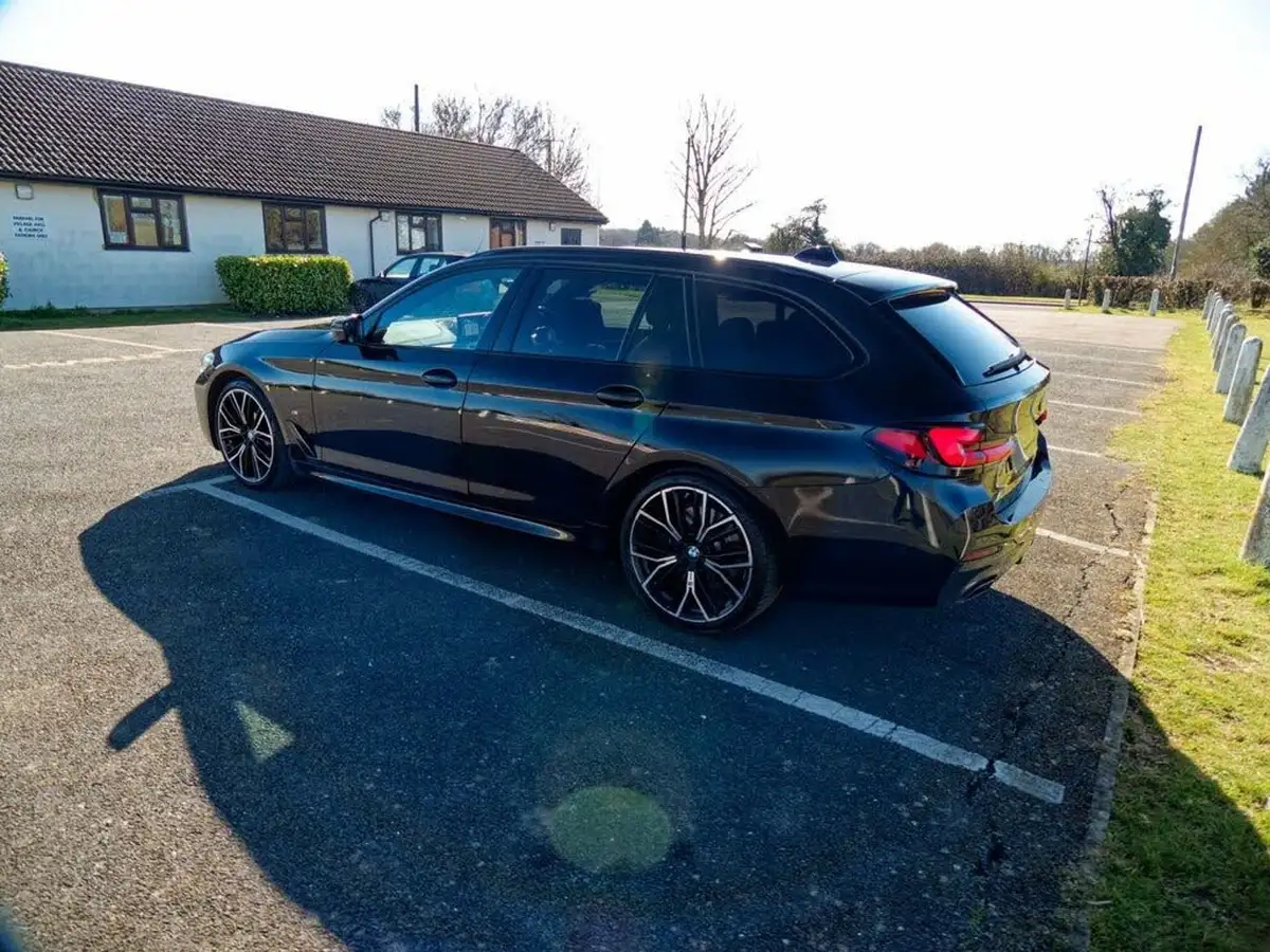 2023-bmw-5-series-20td-520d-m-sport-mht-touring-5d-big-17