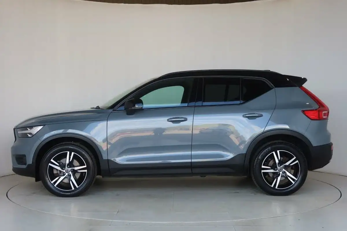 2021-volvo-xc40-20-b4-r-design-194bhp-auto-big-10
