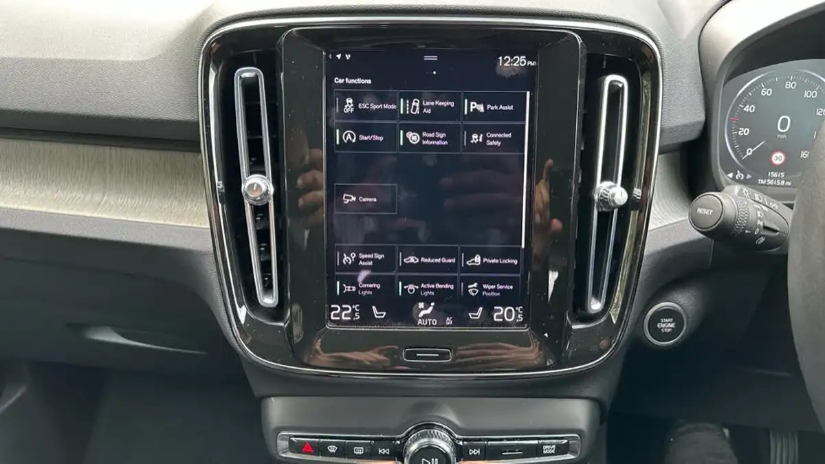 2021-volvo-xc40-15-t3-inscription-pro-161bhp-auto-big-45