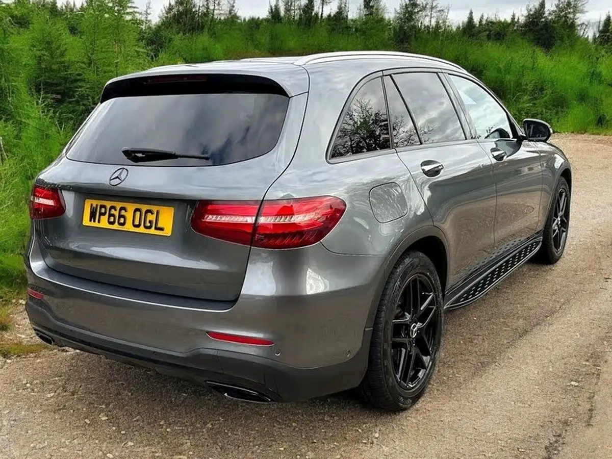 2016-mercedes-benz-glc-class-21d-glc250d-amg-line-premium-plusss-station-wagon-big-2