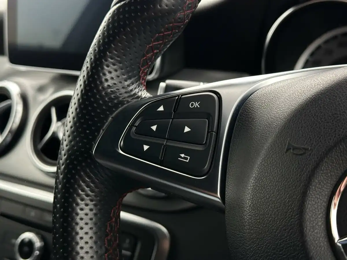 2015-mercedes-benz-gla-class-21d-gla-200d-amg-line-ss-big-12