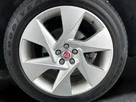 2022-jaguar-i-pace-ev400-se-small-9