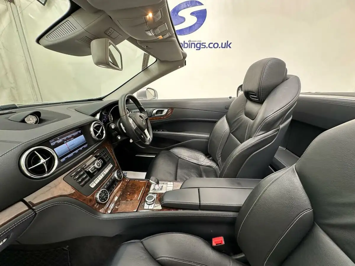 2014-mercedes-benz-sl-class-47-sl500-amg-sport-convertible-big-25