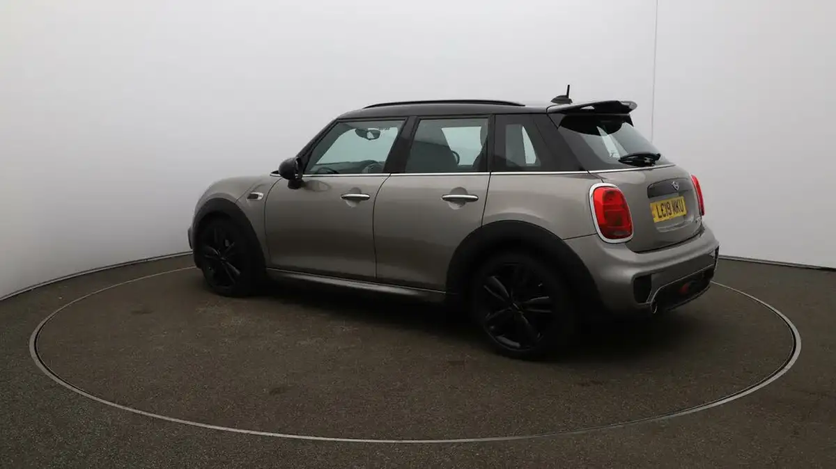 2019-mini-cooper-15-cooper-sport-hatchback-5d-auto-big-26