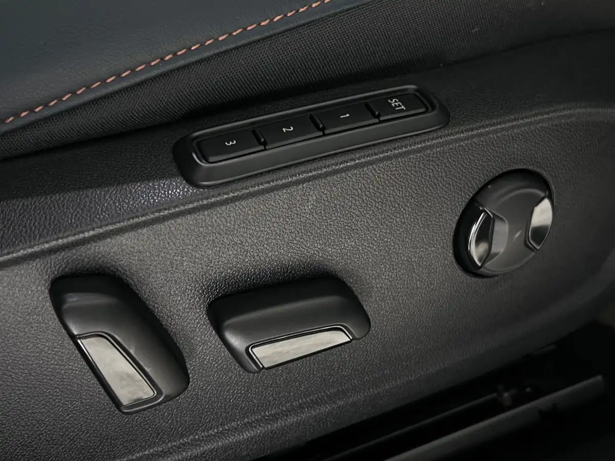 2021-cupra-formentor-14-e-hybrid-v2-big-18