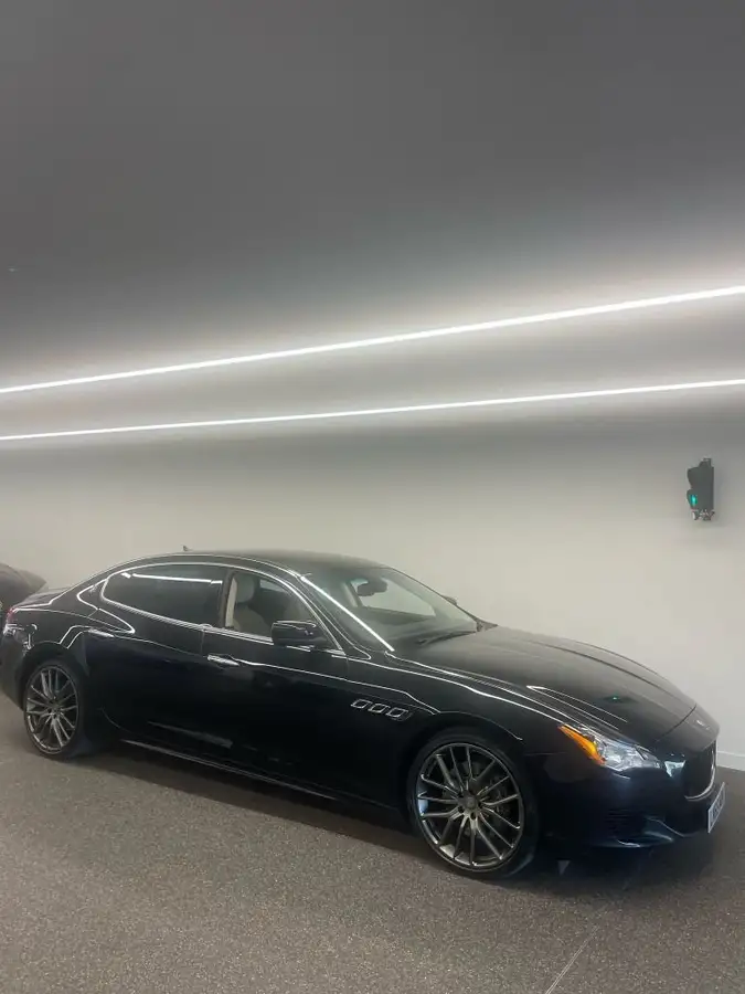 2015-maserati-quattroporte-30td-big-1