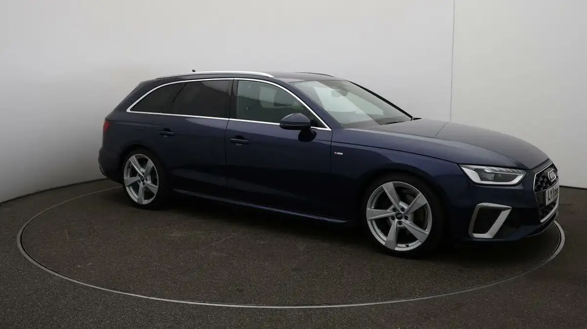 2022-audi-a4-avant-20-35-tfsi-s-line-tronic-big-39