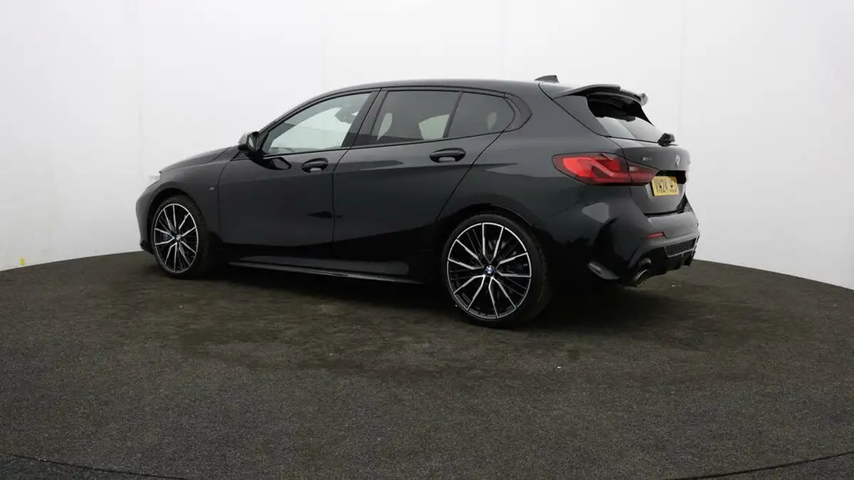 2024-bmw-1-series-20-m135i-xdrive-big-66