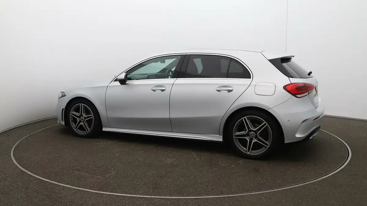 2021-mercedes-benz-a-class-13-a180-amg-line-hatchback-5d-7g-dct-big-39