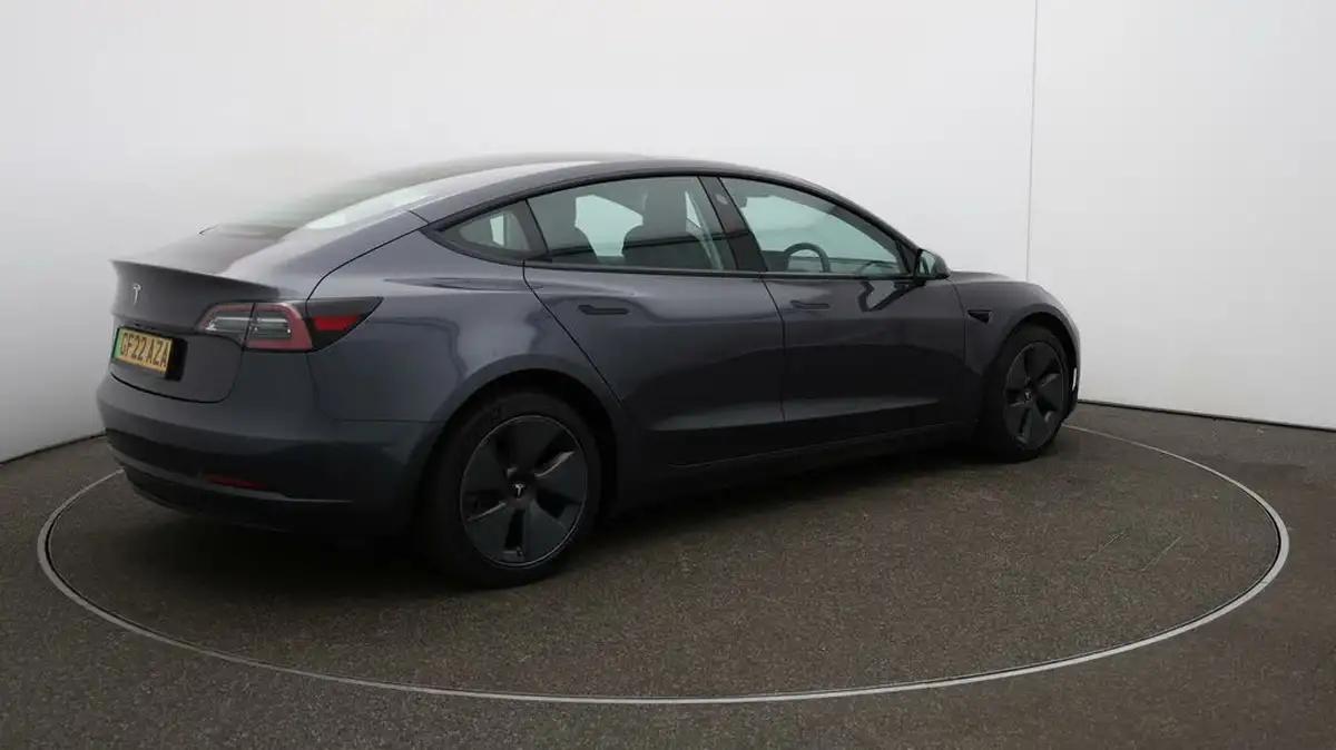2021-tesla-model-3-e-standard-plus-big-44