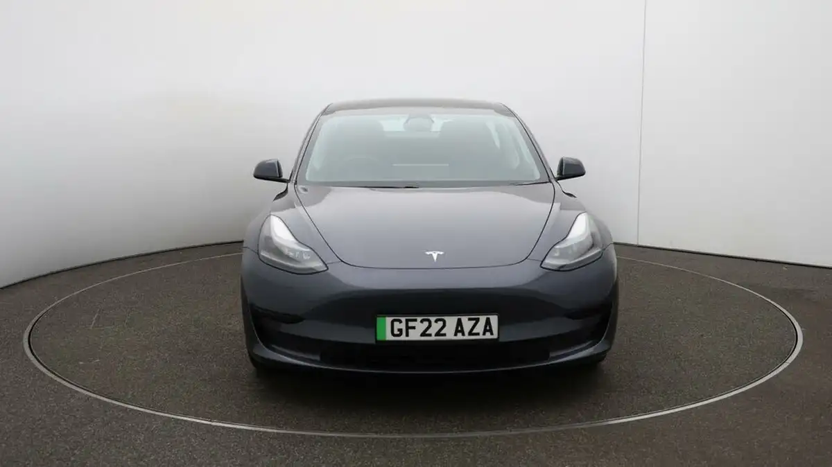 2021-tesla-model-3-e-standard-plus-big-2