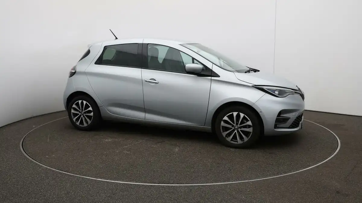 2021-renault-zoe-e-gt-line-big-38