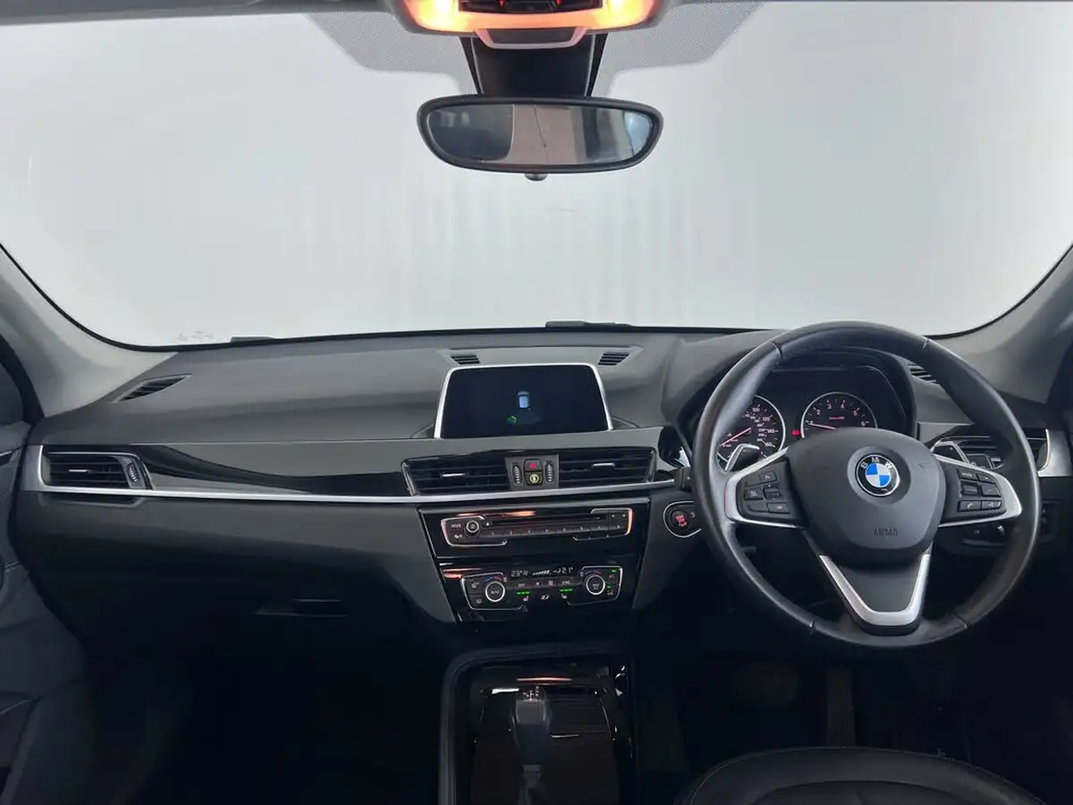 2018-bmw-x1-20-xdrive20i-xline-big-17