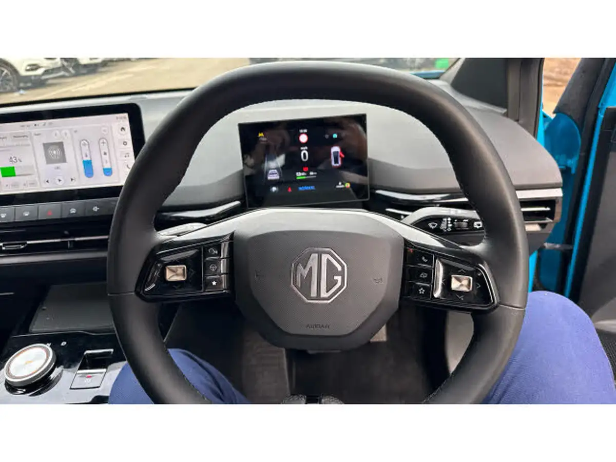 2024-mg-mg4-e-se-ev-170ps-standard-big-7