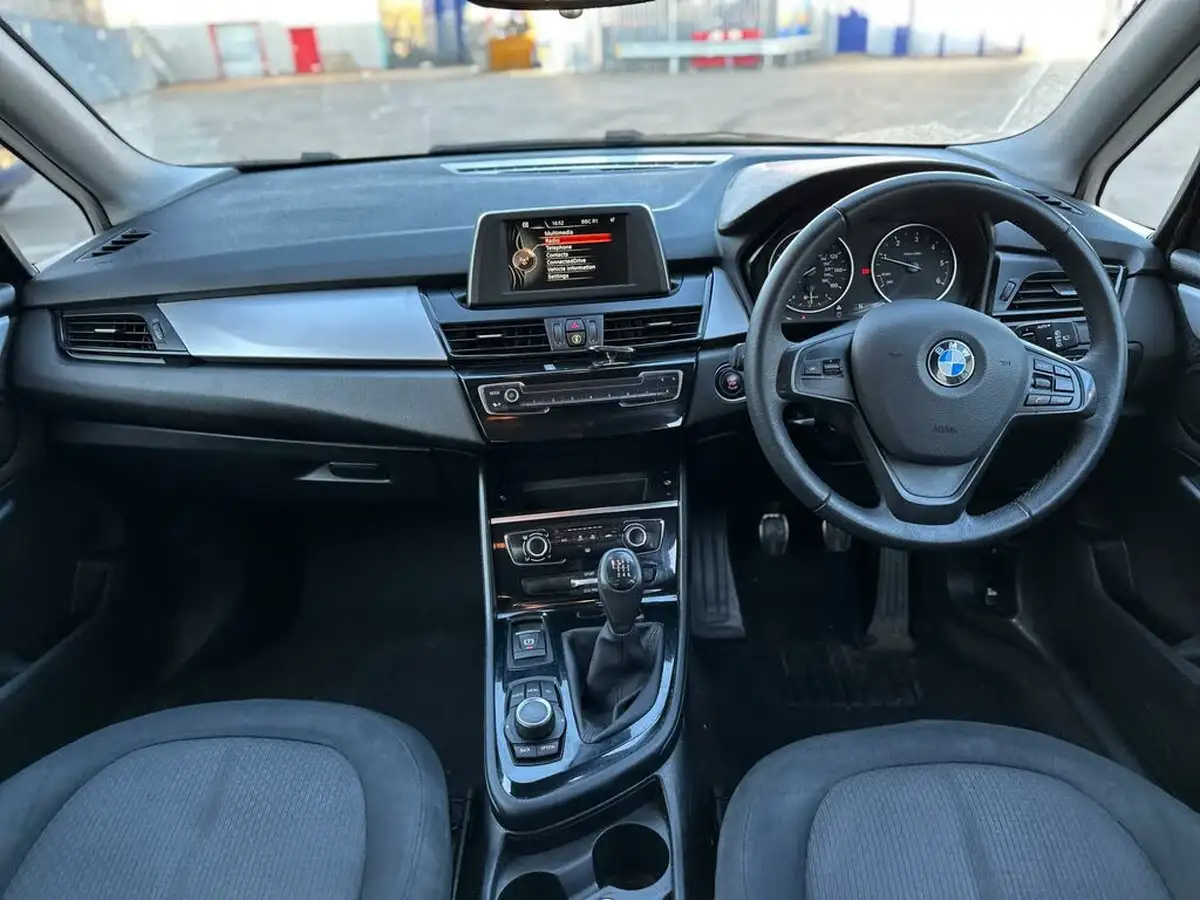 2014-bmw-2-series-20td-218d-se-150bhp-active-tourer-5d-big-17