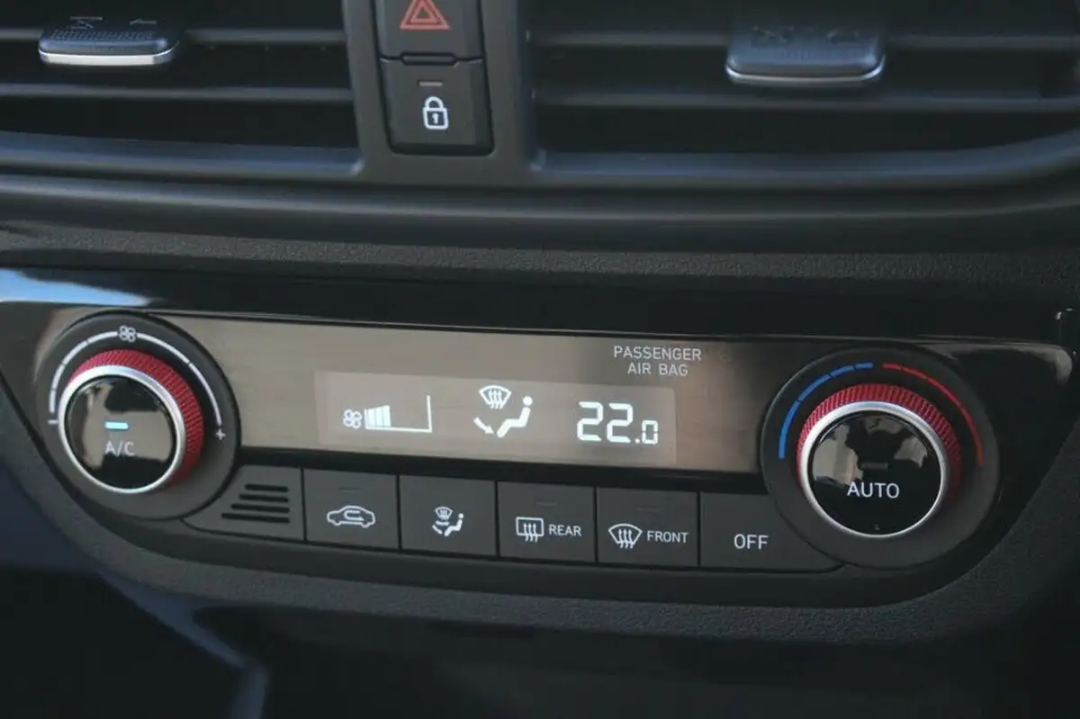 2021-hyundai-i10-10-t-gdi-n-line-big-18