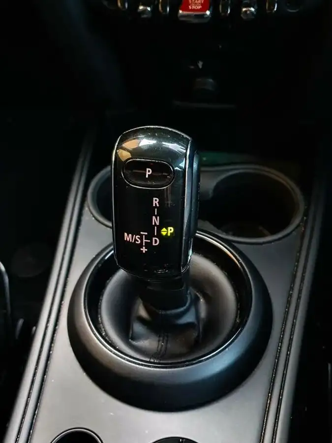 2019-mini-countryman-15-cooper-classic-auto-big-18