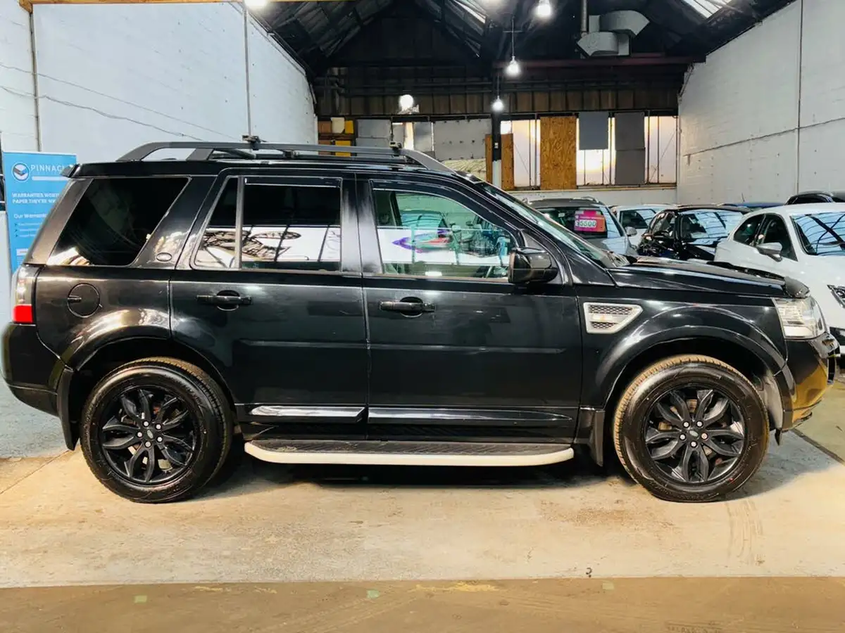 2013-land-rover-freelander-2-22sd4-xs-big-16