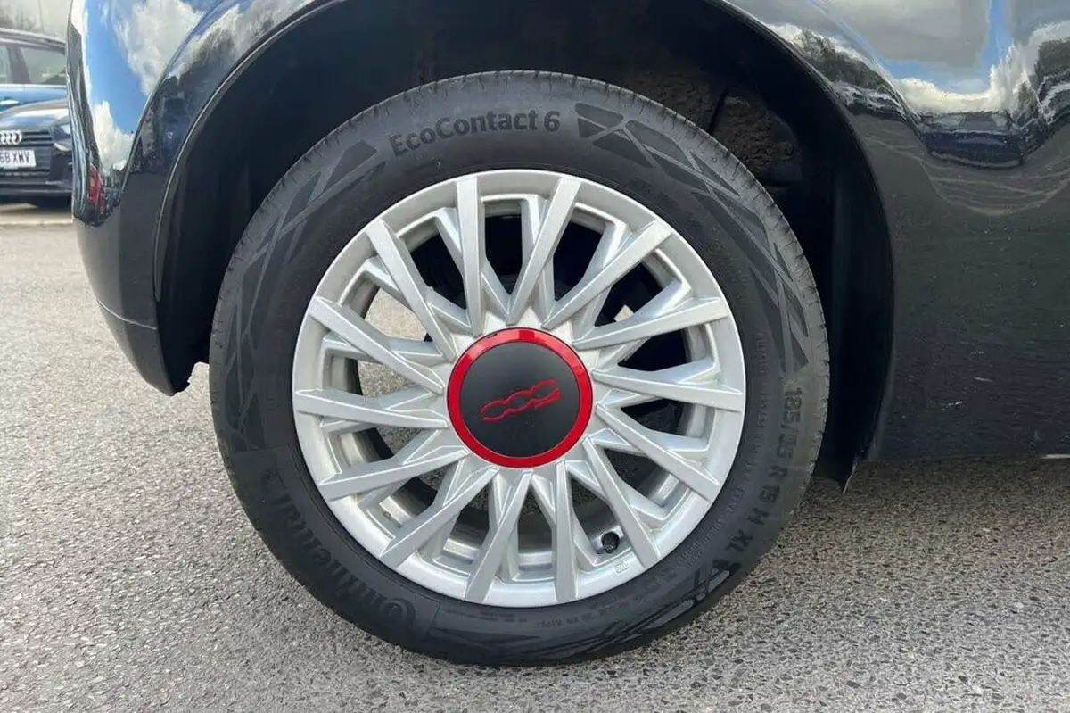 2022-fiat-500-10-red-big-12