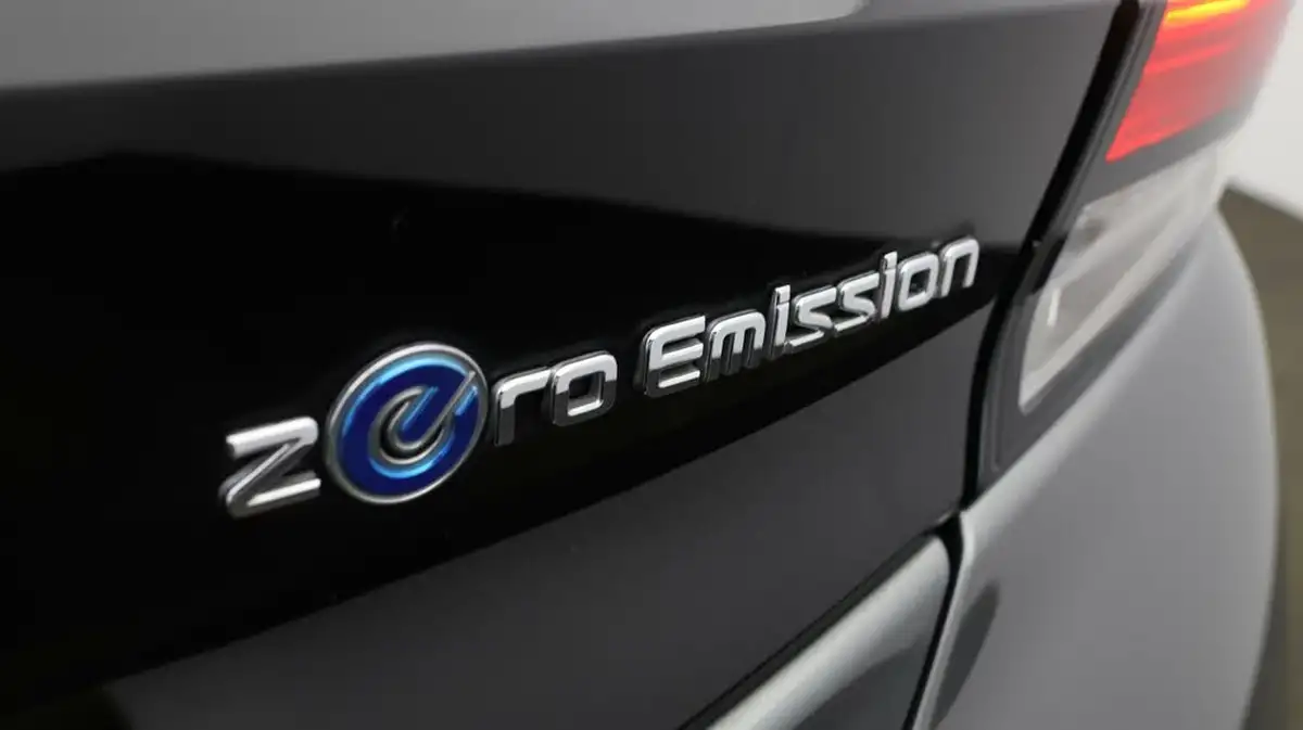 2020-nissan-leaf-e-n-connecta-big-21