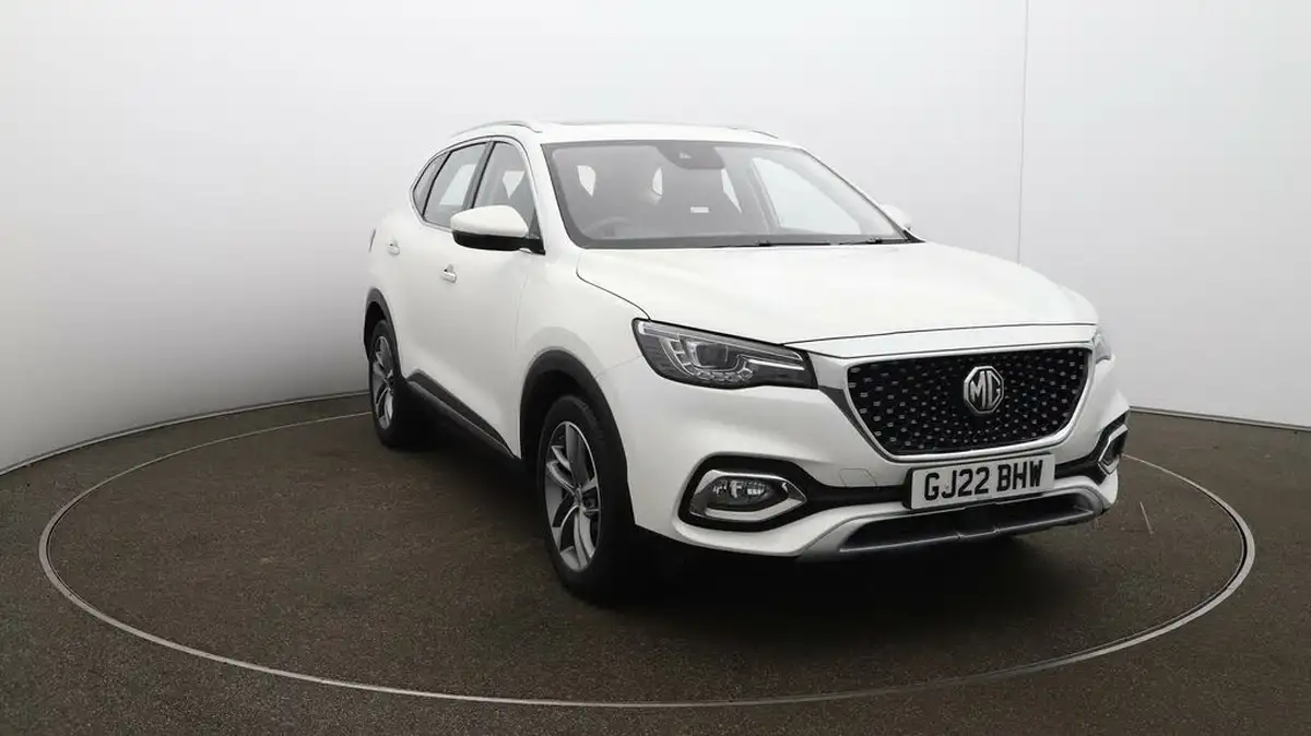 2022-mg-hs-15t-gdi-exclusive-162ps-dct-big-33