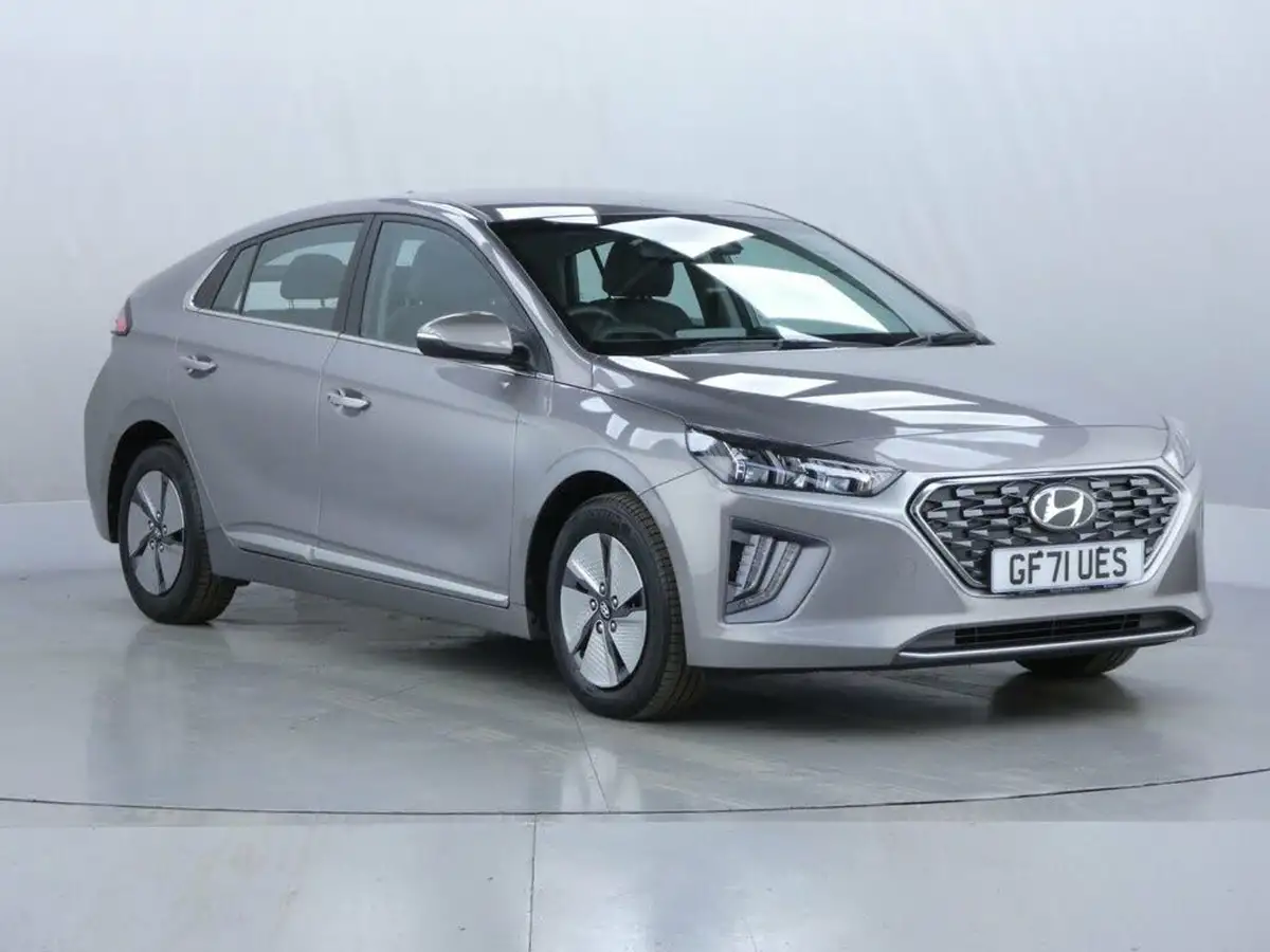 2021-hyundai-ioniq-16-gdi-premium-hybrid-big-1