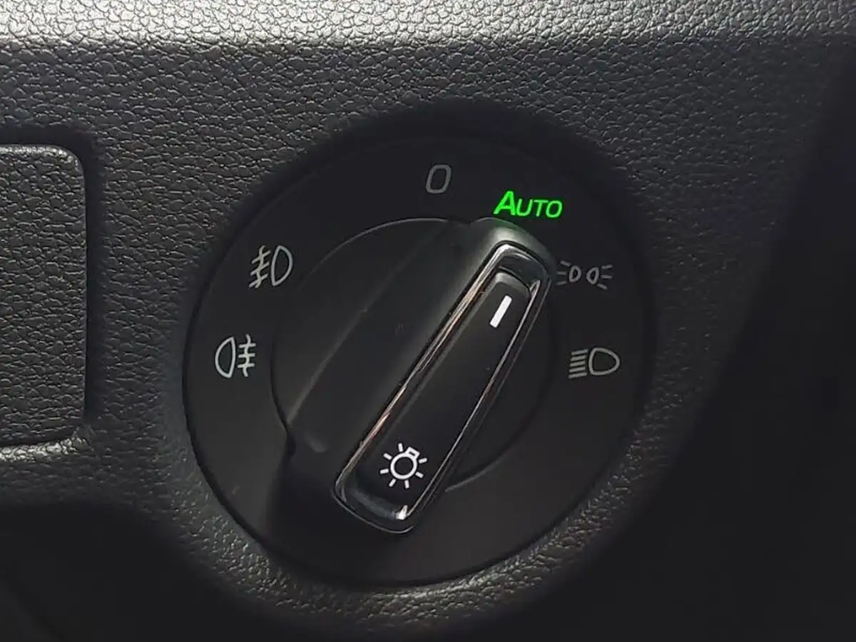 2024-skoda-kamiq-10-tsi-monte-carlo-116ps-dsg-big-13